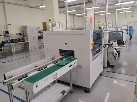 Forno a rifusione T4 di fascia alta PCB con 4 zone di calore, modello da banco