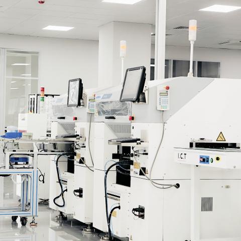 JUKI JM-50 | Attrezzatura per l'inserimento di componenti a forma dispari con inseritore automatizzato DIP di alta qualità 