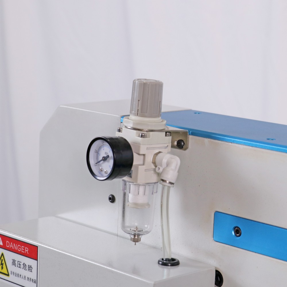 I.C.T-GV330 | Macchina per taglio a V tipo ghigliottina PCB