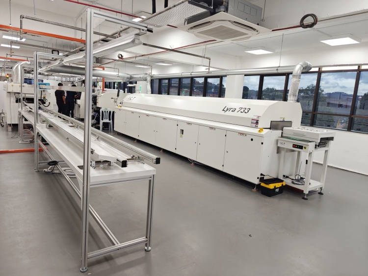 controllore ventola linee smt PCB